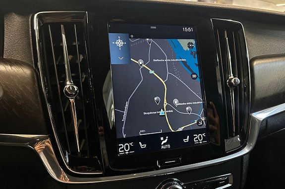 Volvo V90 Cross Country 18 of 27