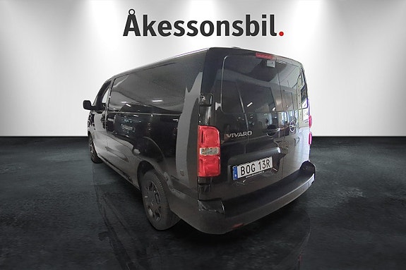 Opel Vivaro 4 of 9