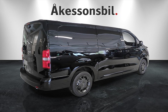 Opel Vivaro 3 of 9