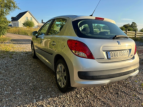 Peugeot 207 5 of 18