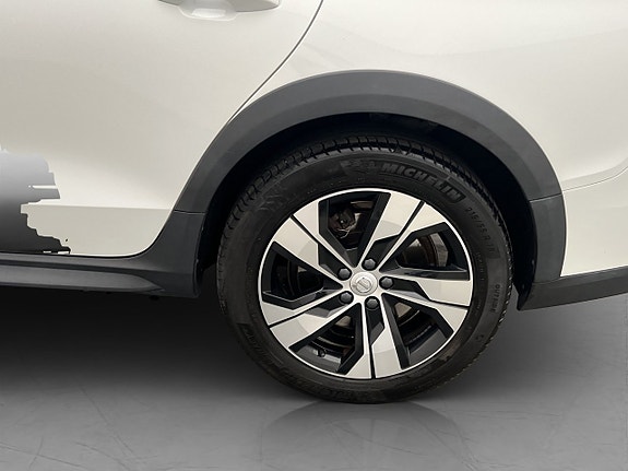 Volvo V60 Cross Country 30 of 30