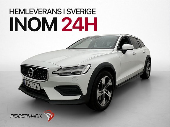 Volvo V60 Cross Country 3 of 30
