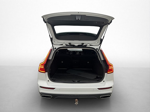 Volvo V60 Cross Country 28 of 30