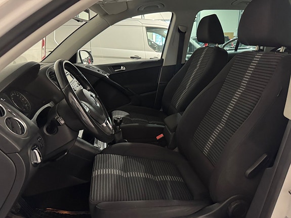 Volkswagen Tiguan 14 of 18
