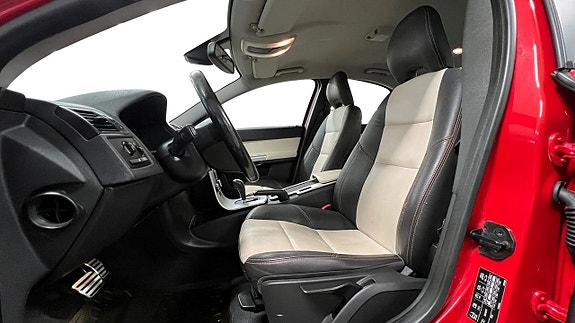 Volvo S40 10 of 17