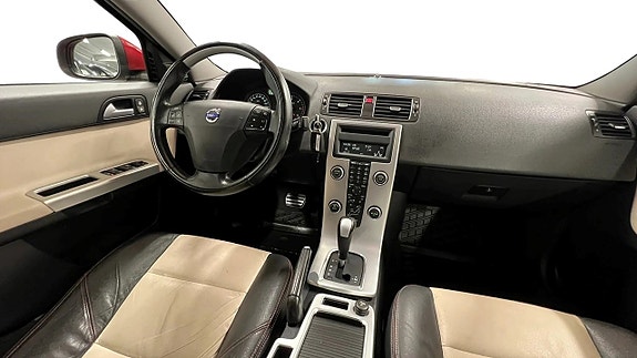 Volvo S40 8 of 17