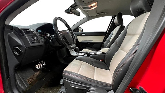 Volvo S40 11 of 17