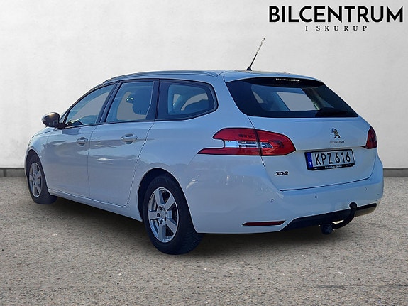 Peugeot 308 SW 4 of 8
