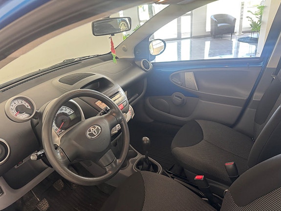 Toyota Aygo 6 of 6