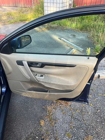 Volvo S60 8 of 10