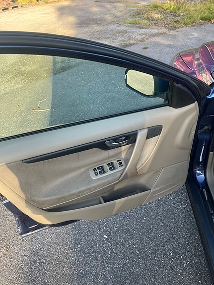 Volvo S60 7 of 10