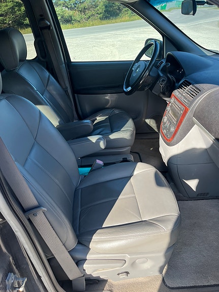 Chevrolet Uplander 5 of 5