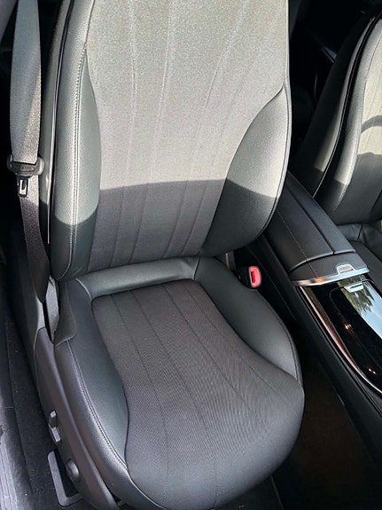 Mercedes-Benz EQE350 7 of 18