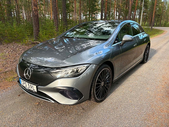 Mercedes-Benz EQE350 2 of 18