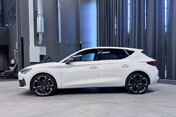 Cupra Leon 3 of 21