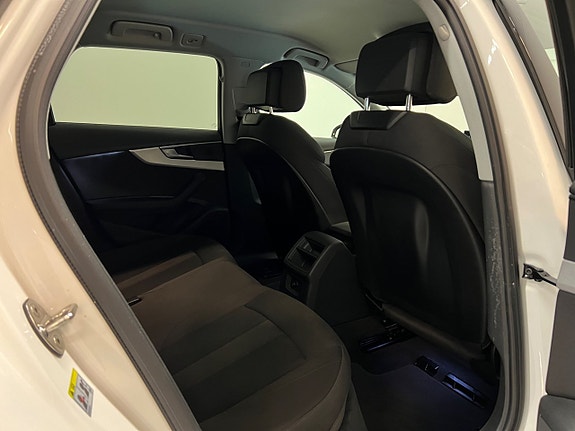 Audi A4 17 of 28