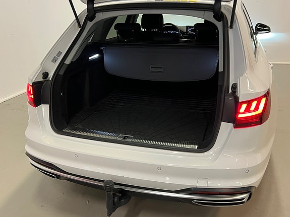 Audi A4 9 of 28