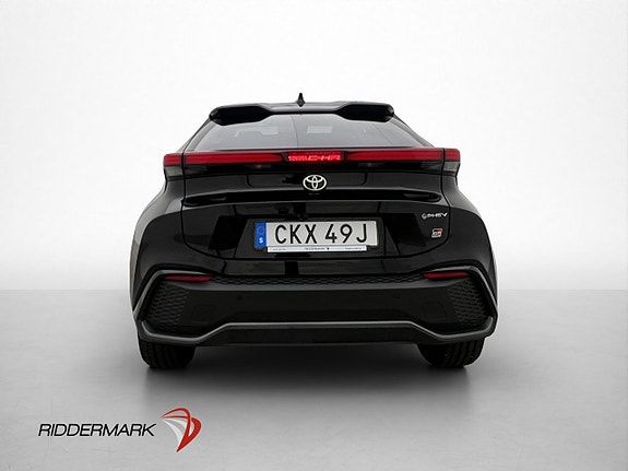 Toyota C-HR 6 of 28