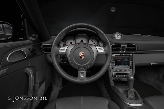 Porsche 911 16 of 17