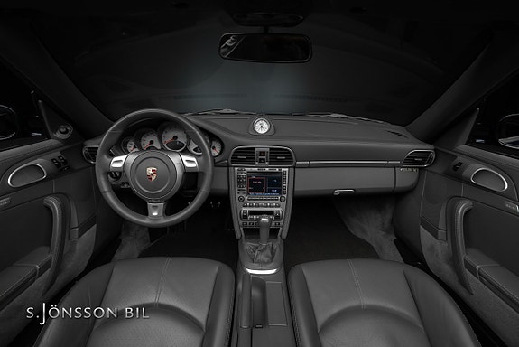 Porsche 911 8 of 17