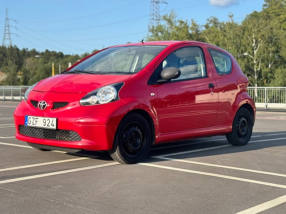 Toyota Aygo 3 of 7