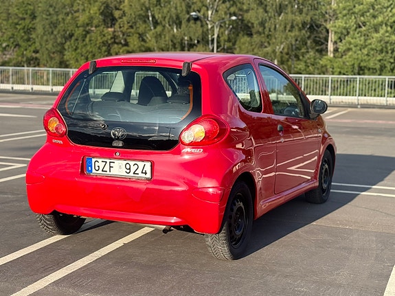 Toyota Aygo 5 of 7