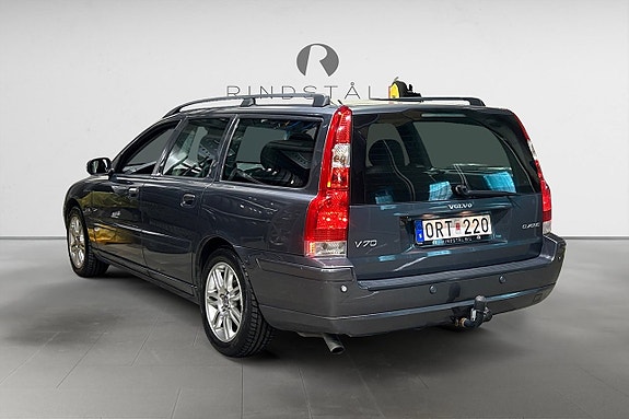 Volvo V70 4 of 17