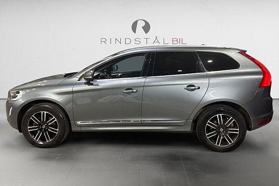Volvo XC60 4 of 17