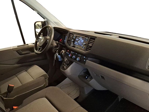 Volkswagen Crafter 8 of 10