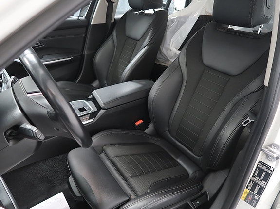 BMW 330e 17 of 30