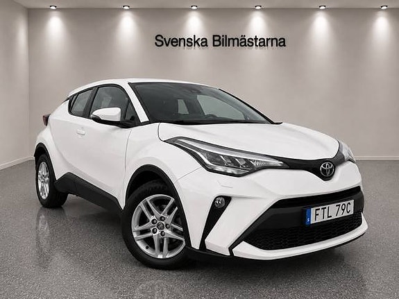 Toyota C-HR 2 of 21