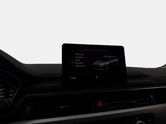 Audi A4 19 of 30