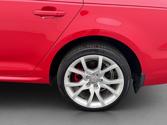 Audi A4 28 of 30
