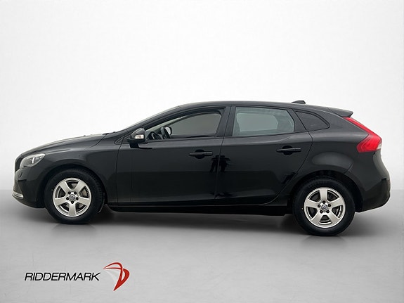Volvo V40 4 of 27