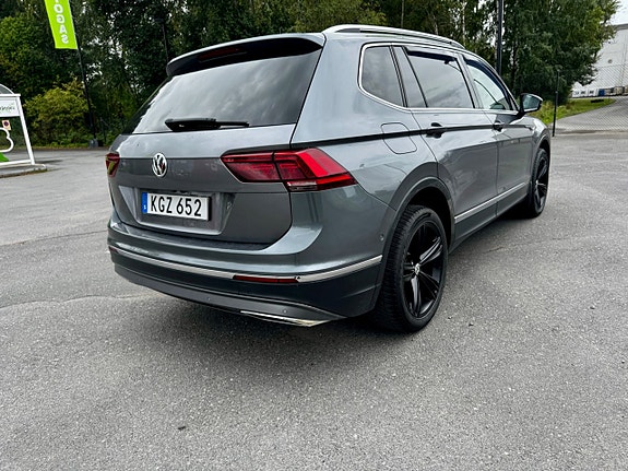 Volkswagen Tiguan Allspace 25 of 30