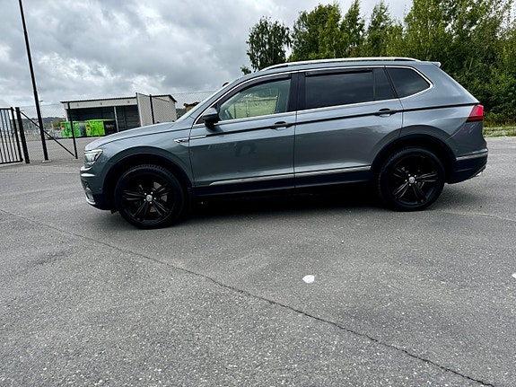 Volkswagen Tiguan Allspace 6 of 30