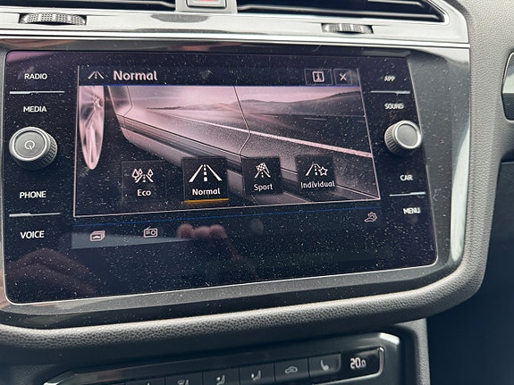 Volkswagen Tiguan Allspace 29 of 30