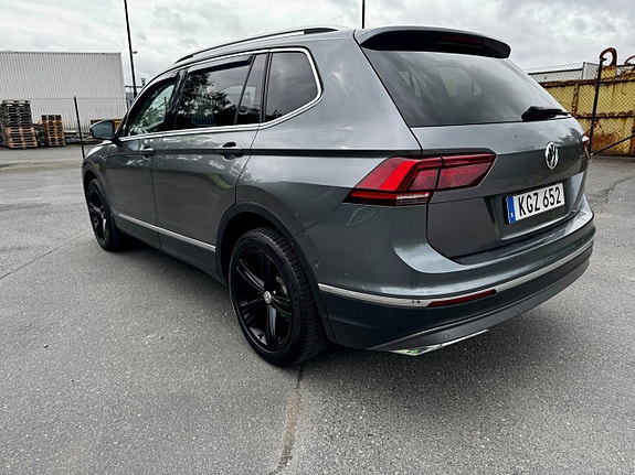 Volkswagen Tiguan Allspace 7 of 30