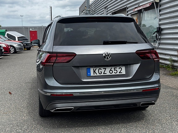 Volkswagen Tiguan Allspace 3 of 17