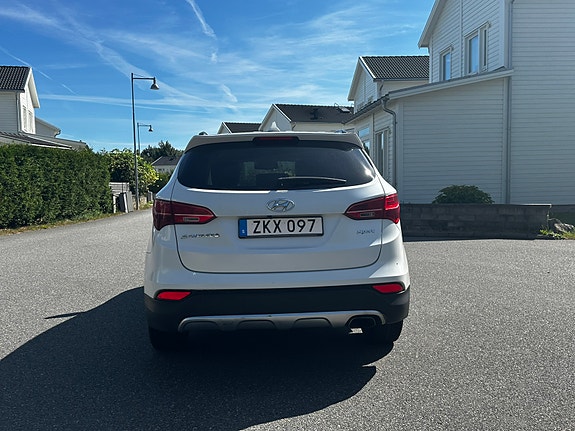 Hyundai Santa Fe 4 of 13