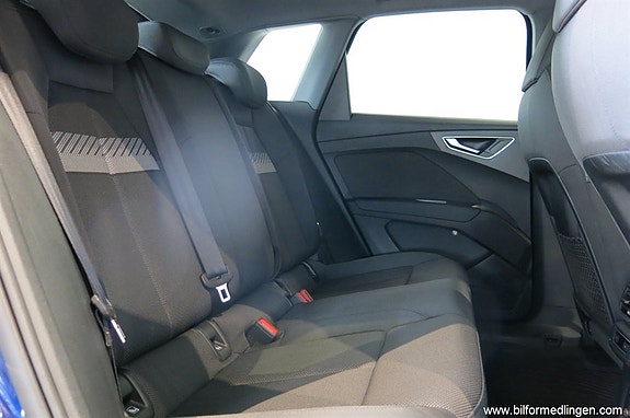 Audi Q4 e-tron 8 of 20