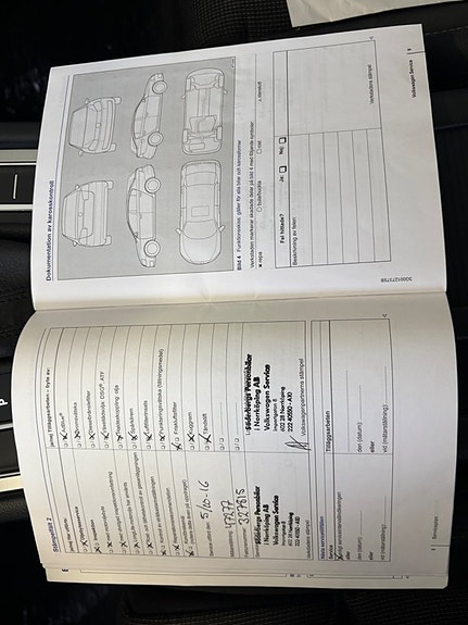 Volkswagen Passat 14 of 24