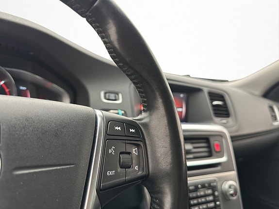 Volvo V60 17 of 30