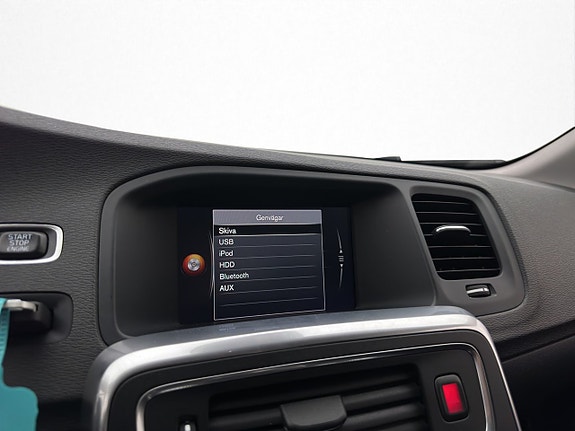 Volvo V60 22 of 30