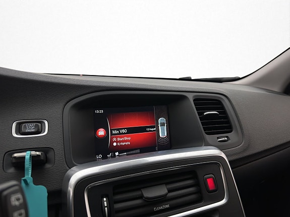 Volvo V60 19 of 30