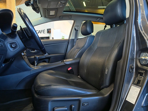 Toyota Avensis 7 of 19