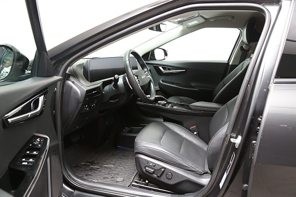 Kia EV6 12 of 30