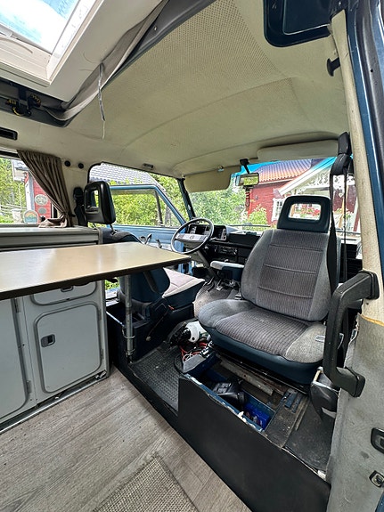 Volkswagen T3 5 of 6