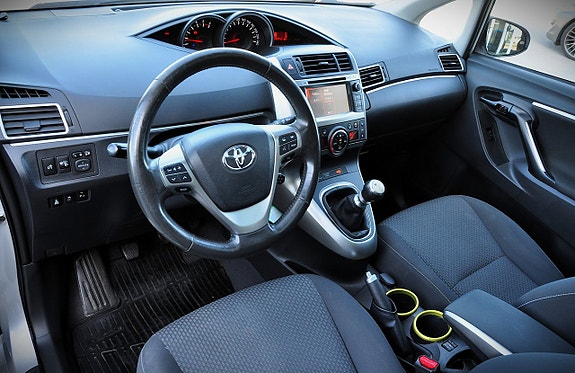 Toyota Verso 7 of 16
