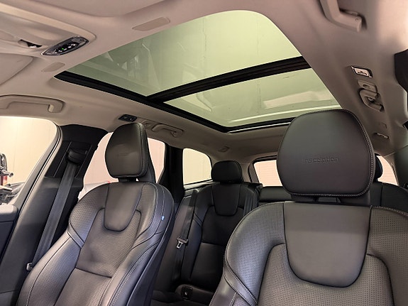 Volvo XC60 16 of 28